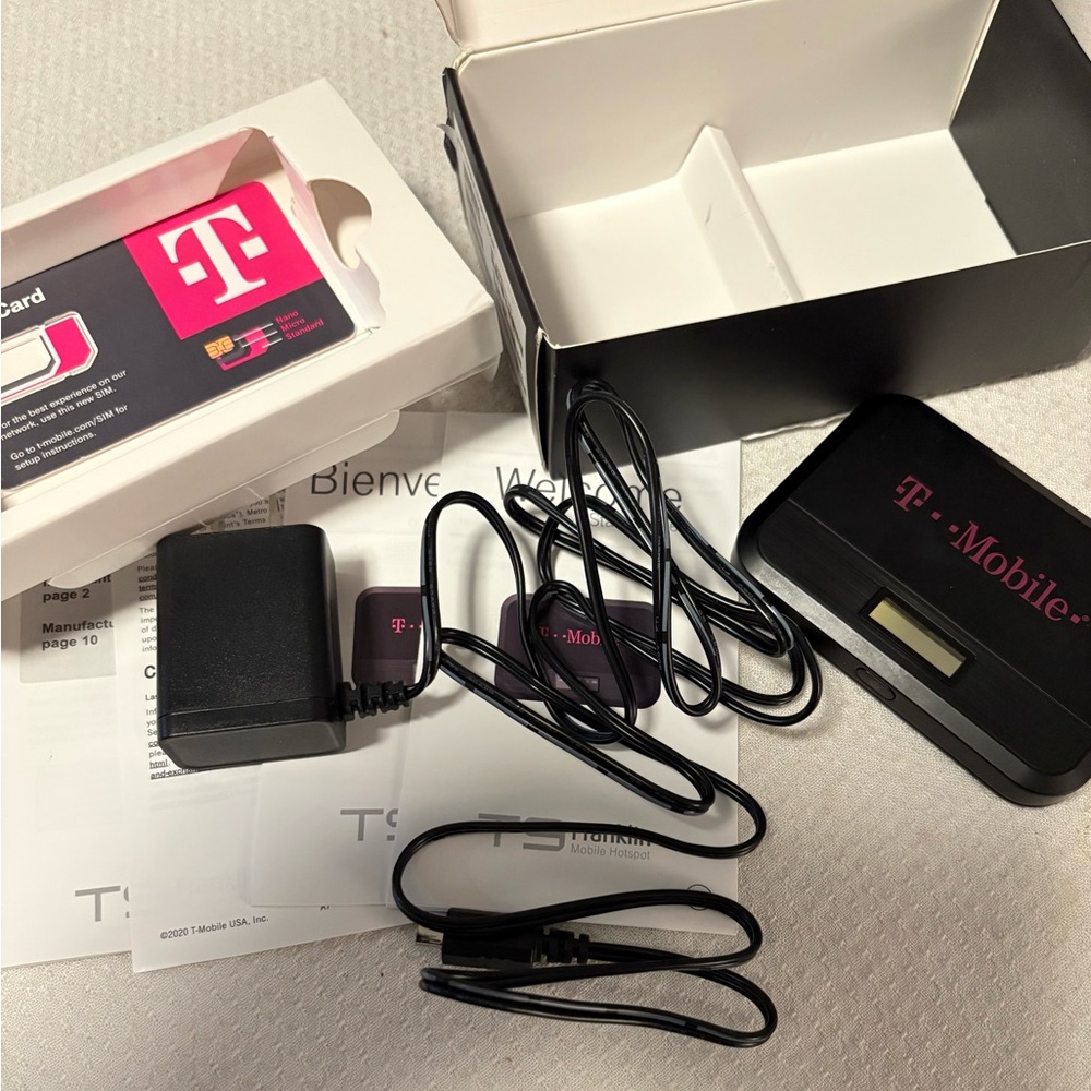 PRE-OWNED FRANKLIN WIRELESS T9 MOBILE HOTSPOT T-MOBILE.